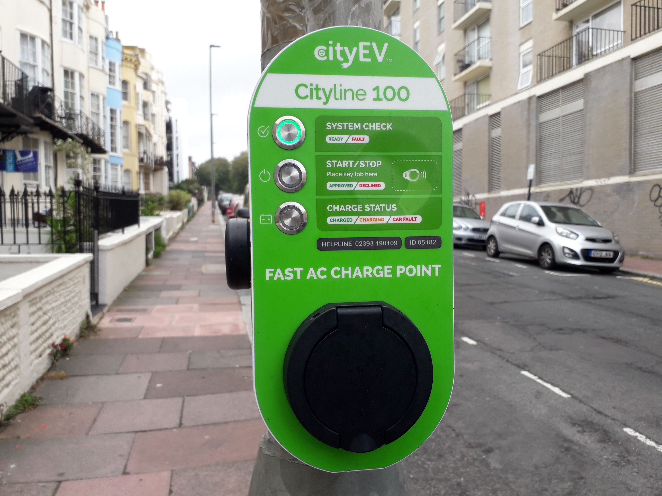 CityEV electronic car charge point