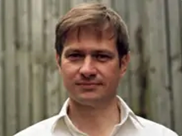 Dr Paul Beckett